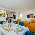 Tatil Evi Carneol