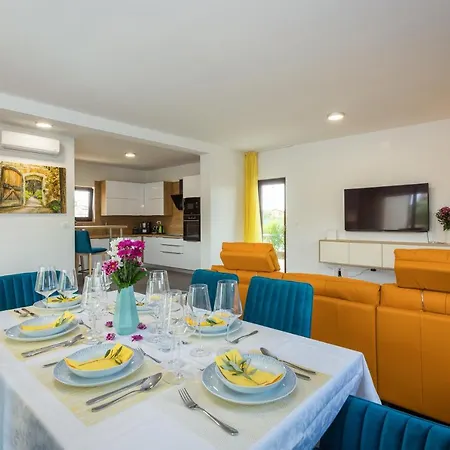 Holiday home Carneol