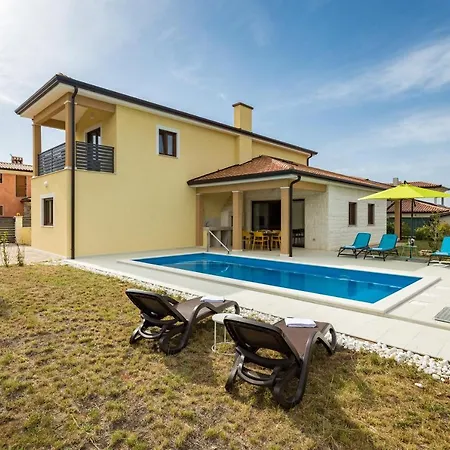 Holiday home Carneol